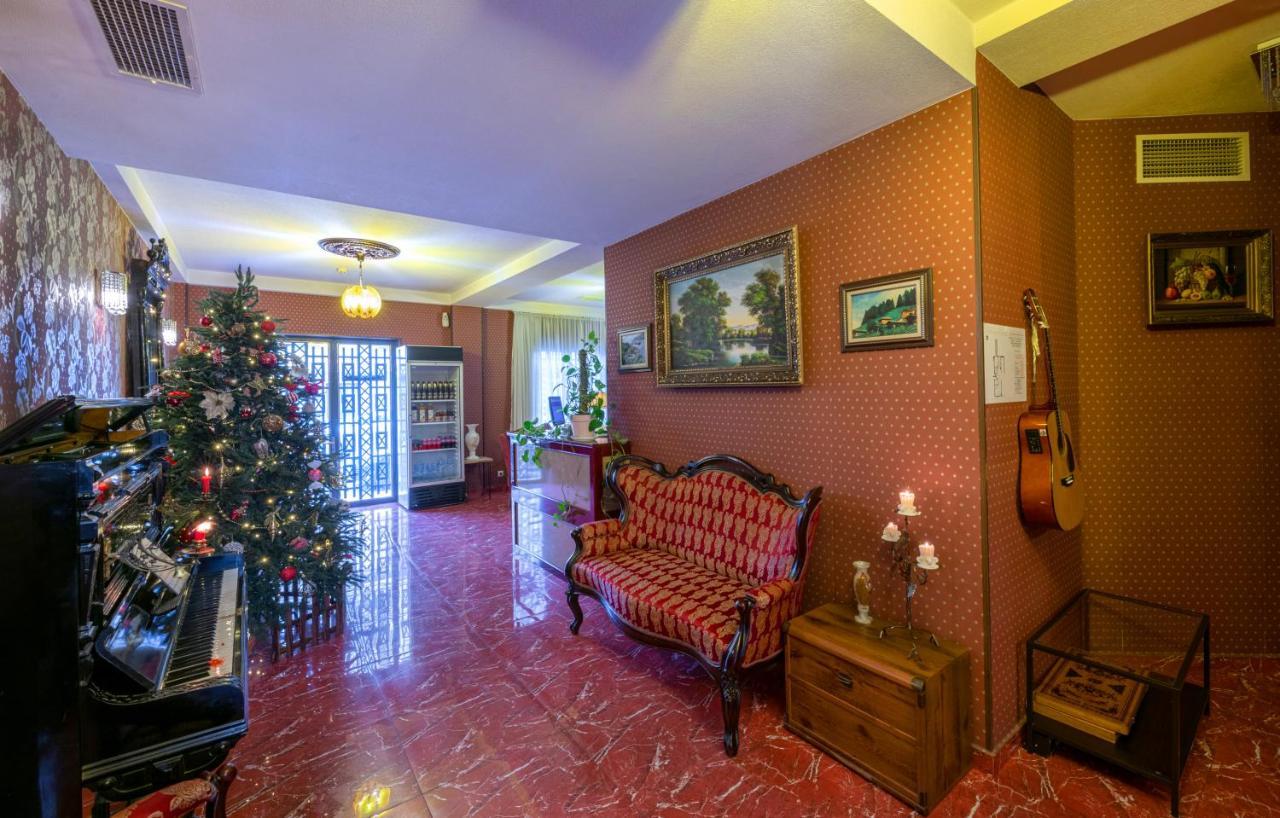 - Granada - Boutique Hotel - Tbilisi - Zewnętrze zdjęcie
