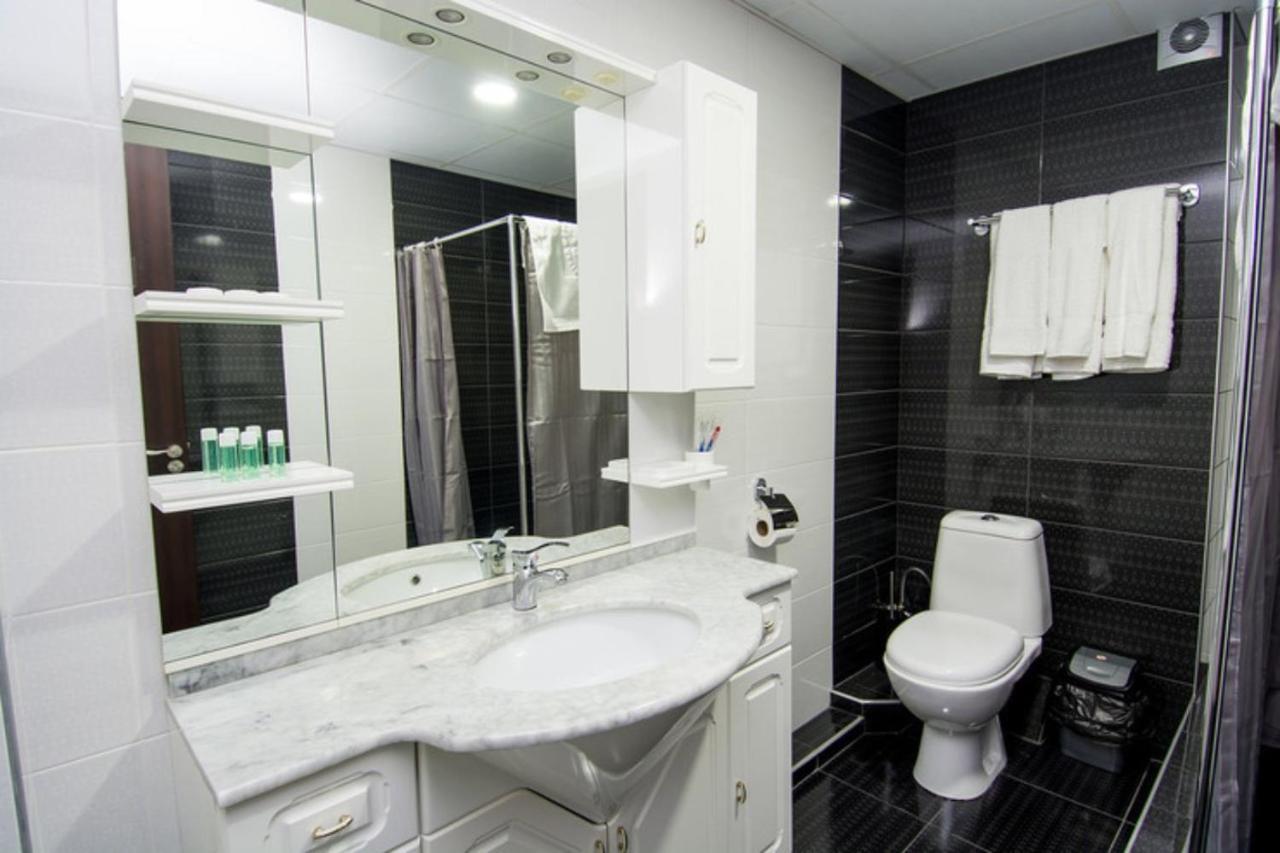 - Granada - Boutique Hotel - Tbilisi - Zewnętrze zdjęcie