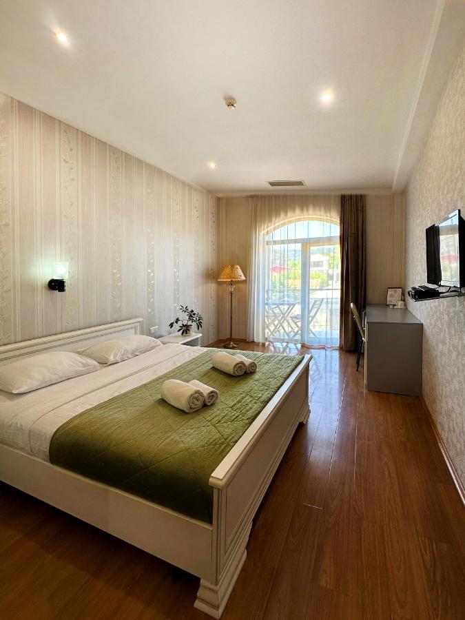 - Granada - Boutique Hotel - Tbilisi - Zewnętrze zdjęcie