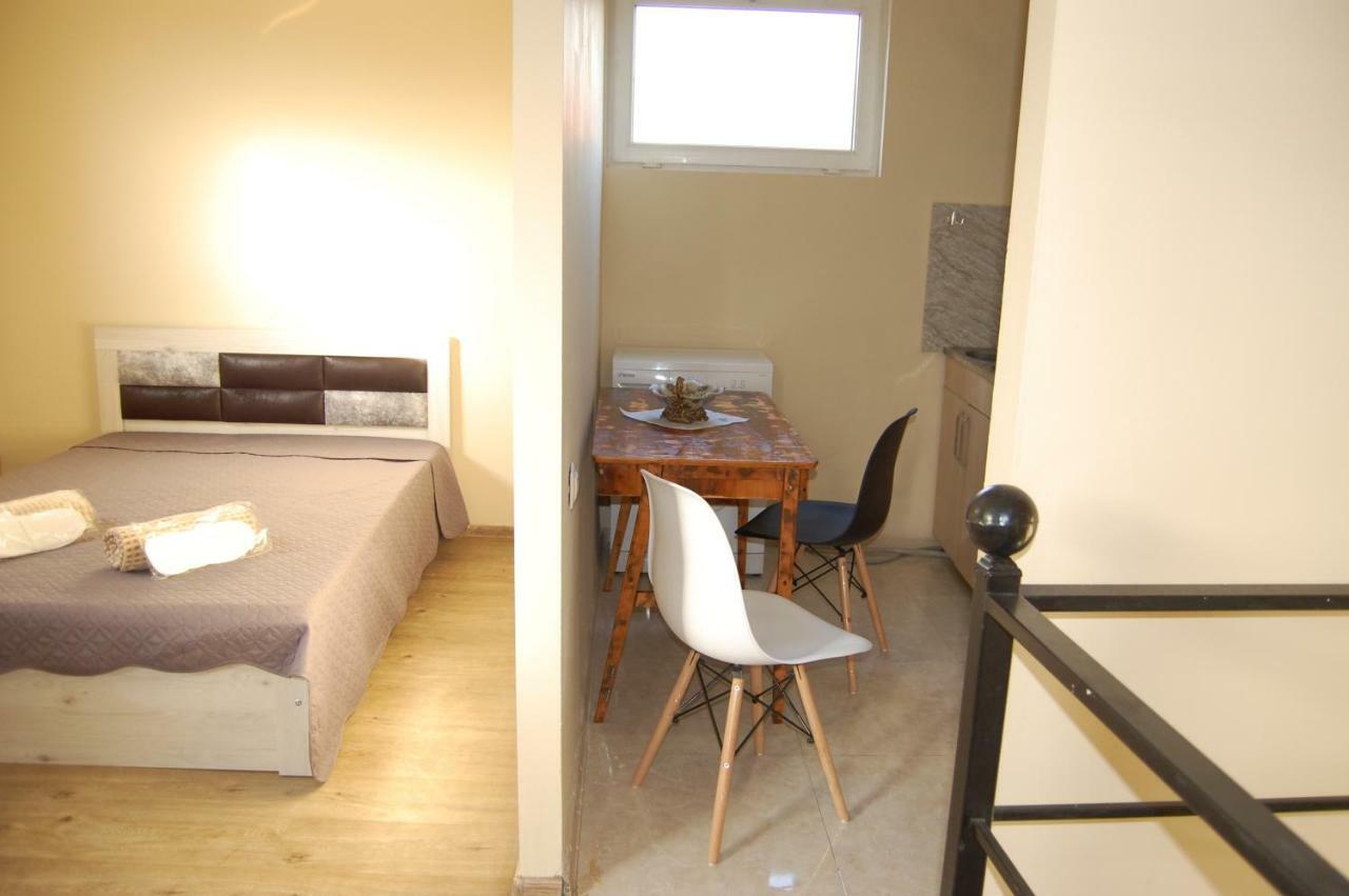 - Granada - Boutique Hotel - Tbilisi - Zewnętrze zdjęcie