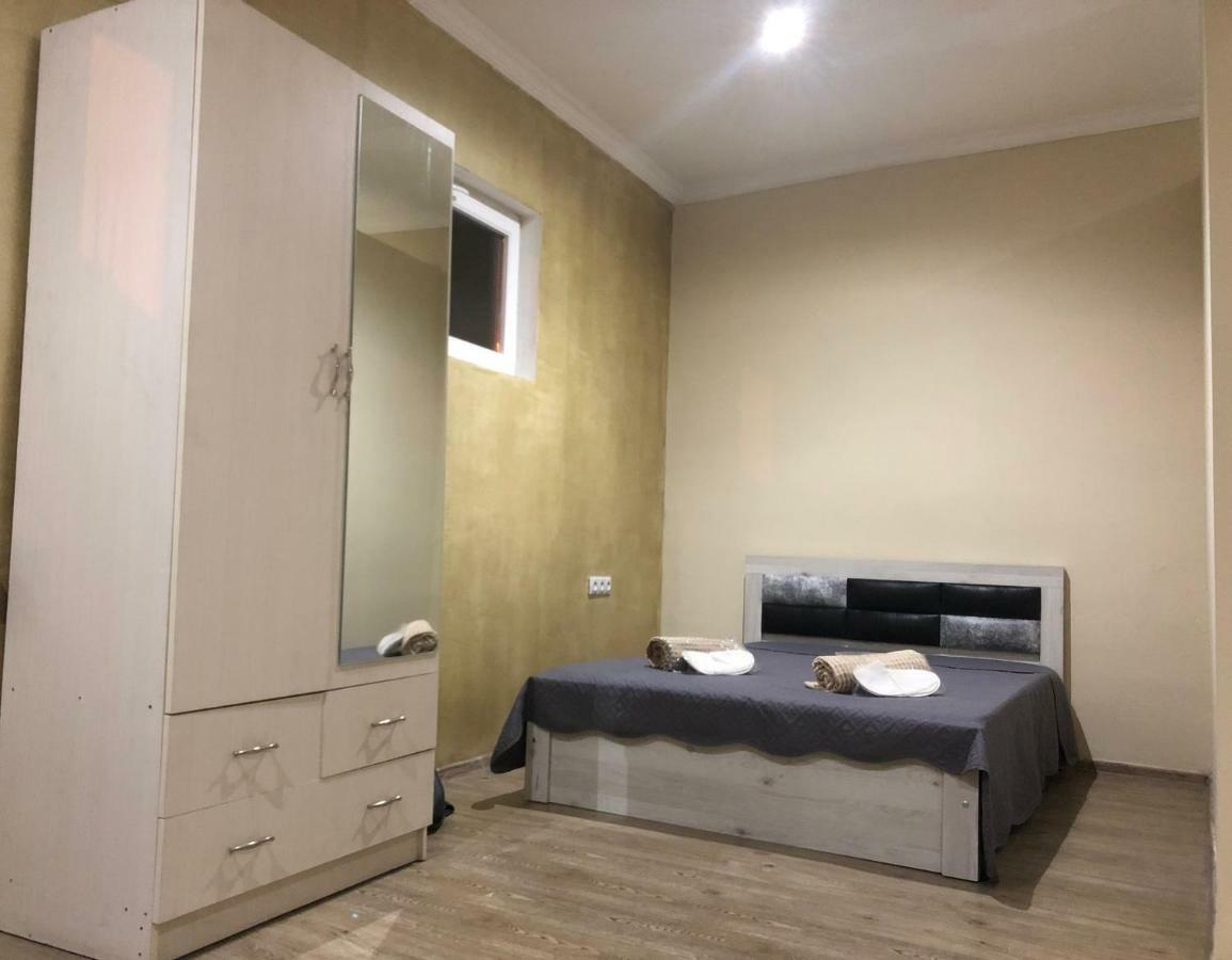 - Granada - Boutique Hotel - Tbilisi - Zewnętrze zdjęcie