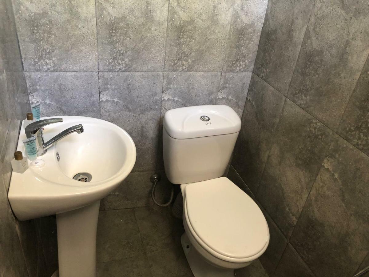 - Granada - Boutique Hotel - Tbilisi - Zewnętrze zdjęcie